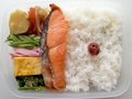 20180607鮭弁当.jpg