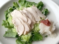 20180824蒸し鶏胸肉梅おろし.jpg