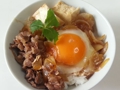 20170417すき焼き丼.jpg