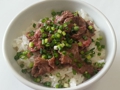 20170507ジュウジュウ焼丼（牛肉）.jpg